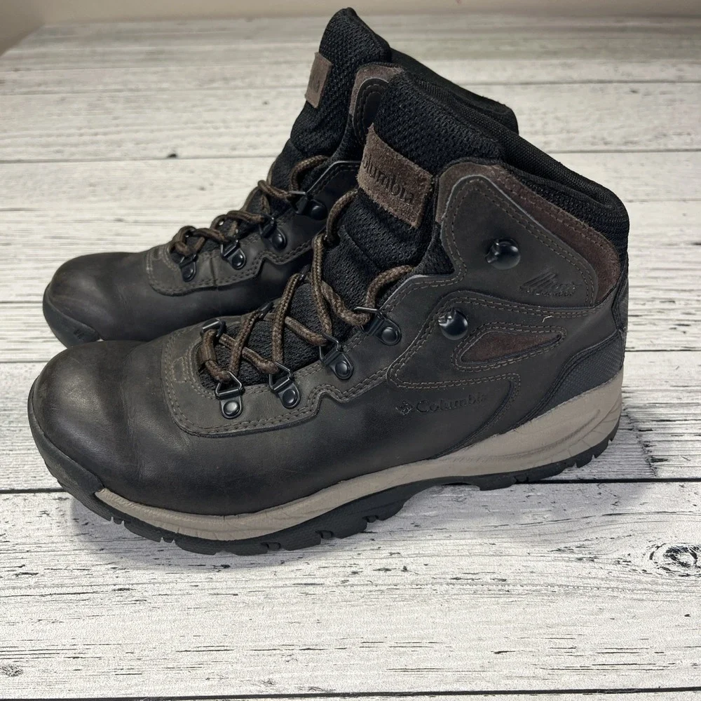 Columbia Newton Ridge Plus Hiking Boots Dark Brown Leather Womens‎
